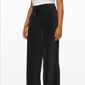 Lululemon NWT Morning Restore Pant